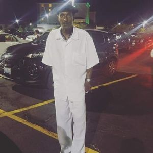 Meet your Posher, Gregory